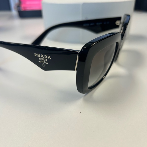 Prada Black Sunglasses - Picture 1 of 5